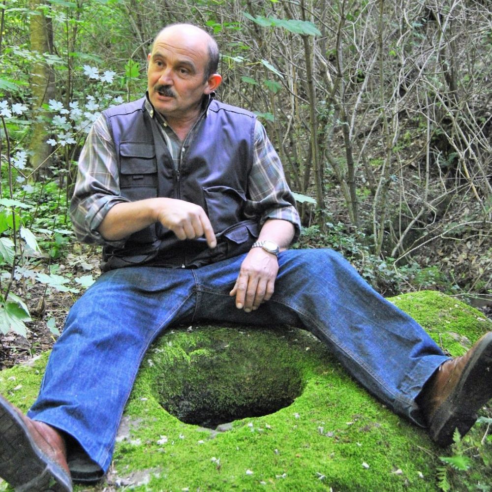 SECRETS of the SMUGGLERS